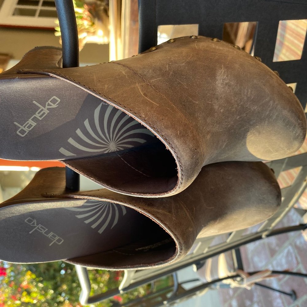 Chic Dansko Mules
